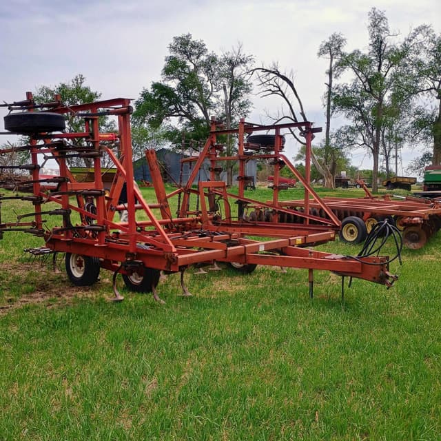 Image of International Harvester Vibra Shank 4500 equipment image 2