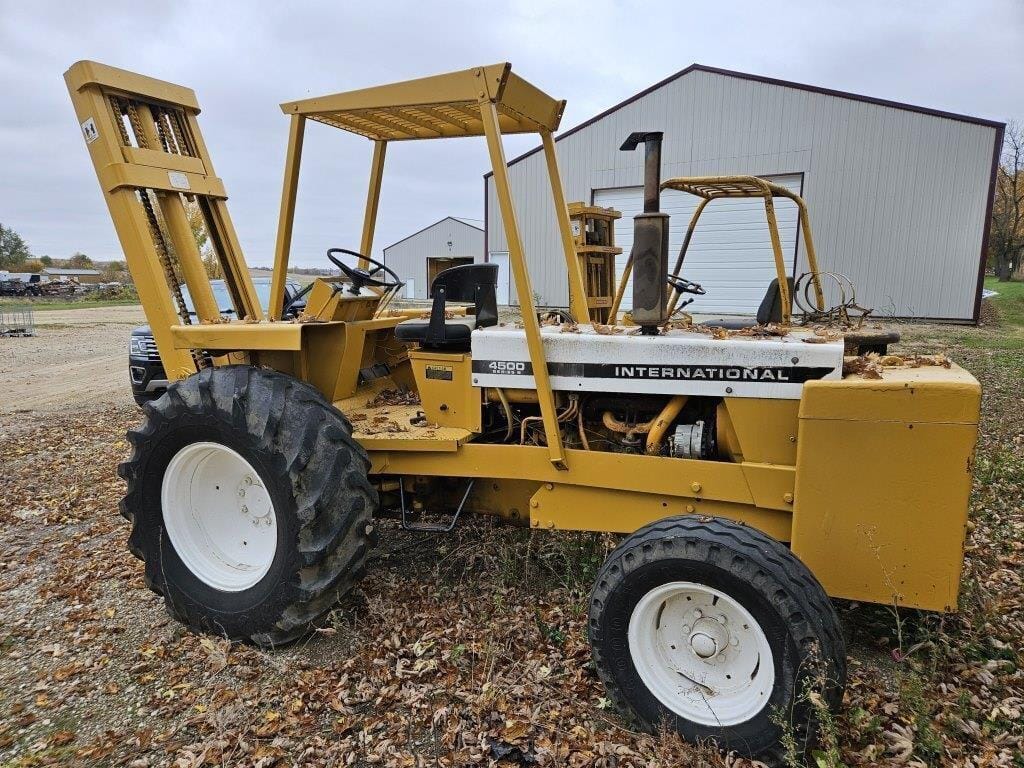 Main image International Harvester 4500B