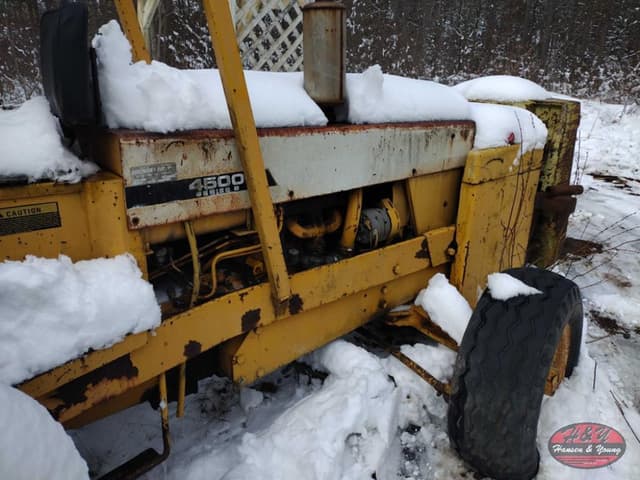 Image of International Harvester 4500B equipment image 4