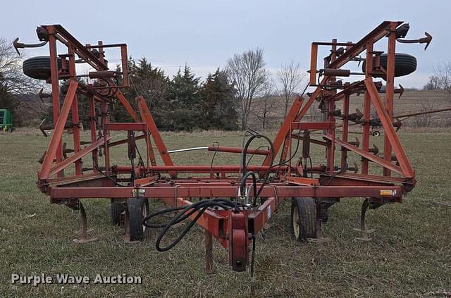 Image of International Harvester Vibra Shank 4500 equipment image 1