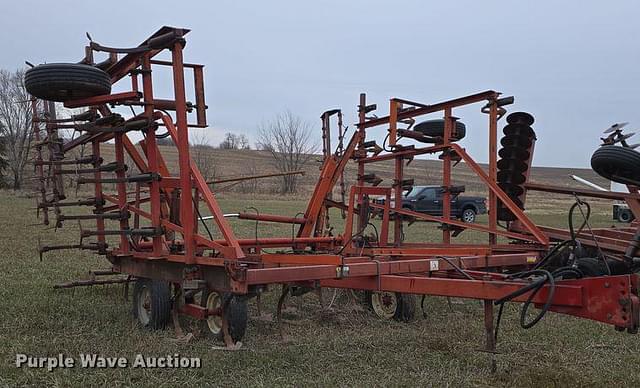 Image of International Harvester Vibra Shank 4500 equipment image 2