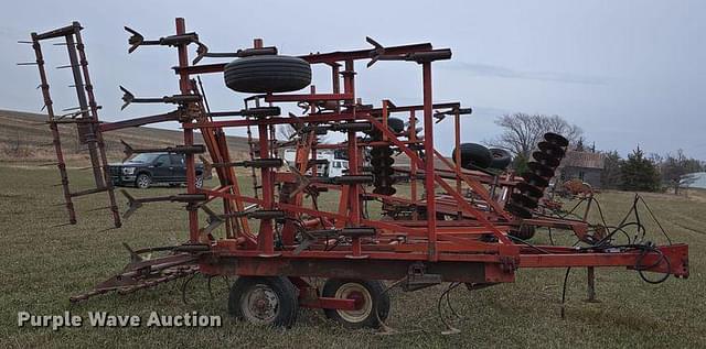 Image of International Harvester Vibra Shank 4500 equipment image 3