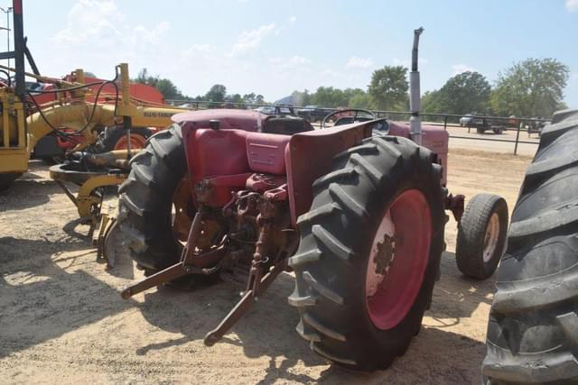 Image of International Harvester 454 equipment image 2