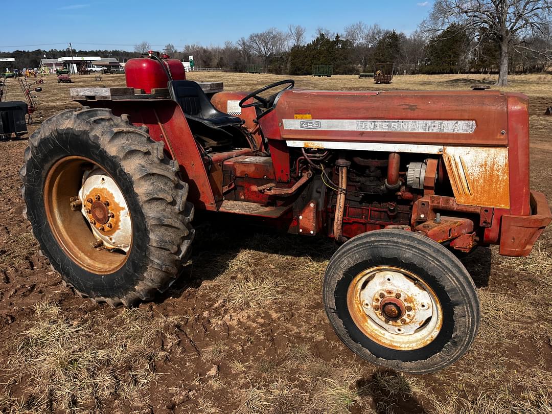 Image of International Harvester 454 Primary image