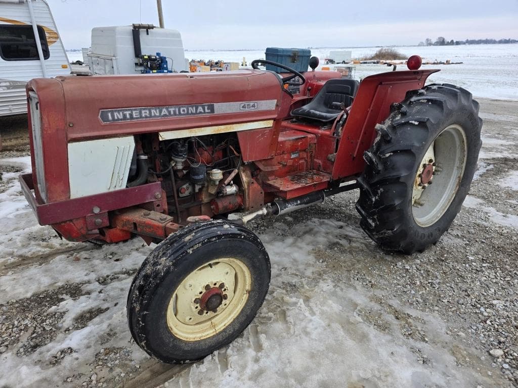 Image of International Harvester 454 Primary image