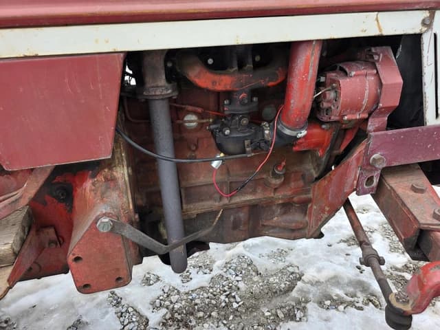 Image of International Harvester 454 equipment image 4