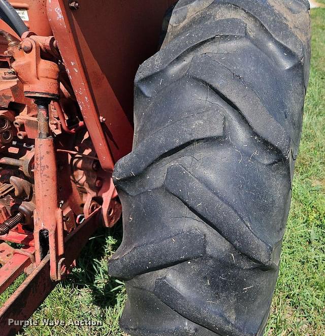 Thumbnail image International Harvester 454 25