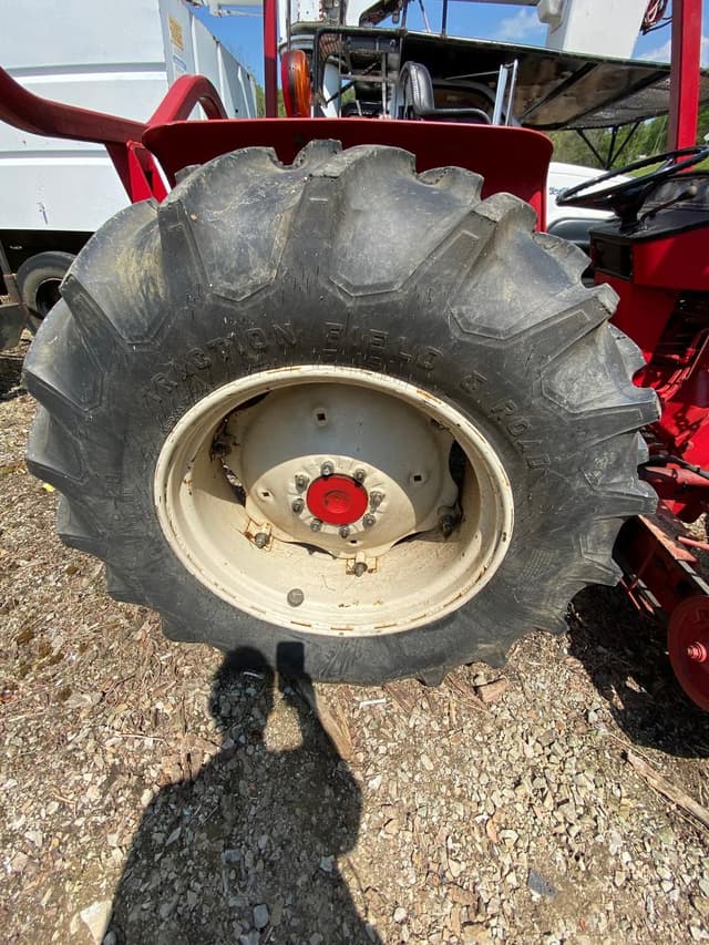 Image of International Harvester 454 equipment image 2