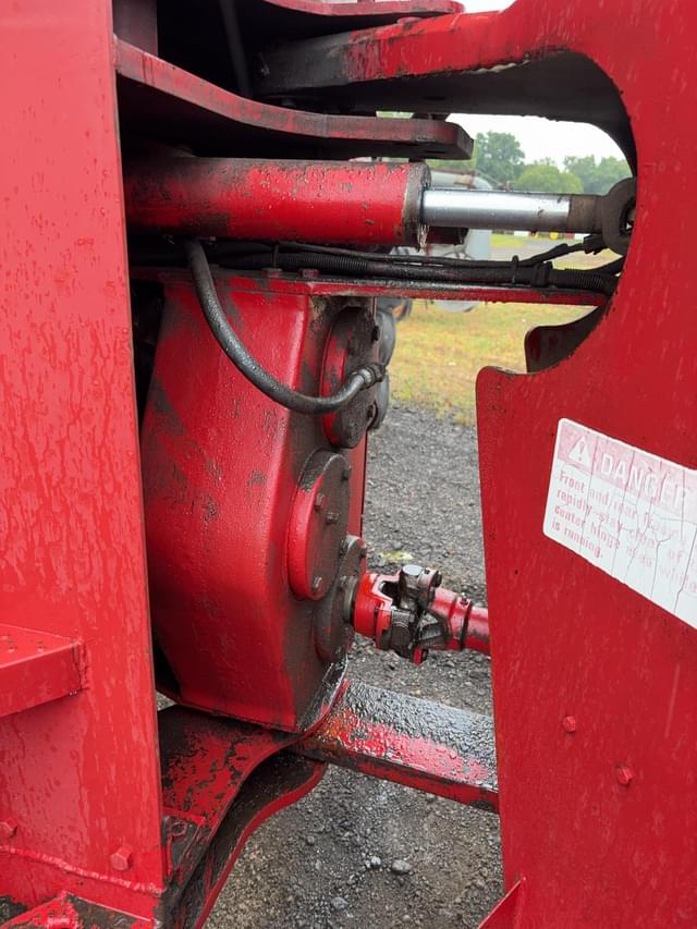 Image of International Harvester 4568 equipment image 3