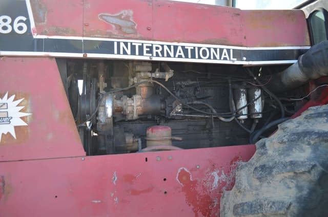Image of International Harvester 4586 equipment image 4