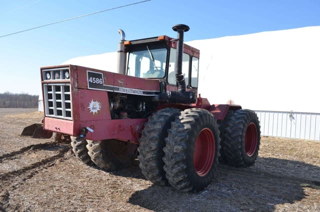 Image of International Harvester 4586 equipment image 1
