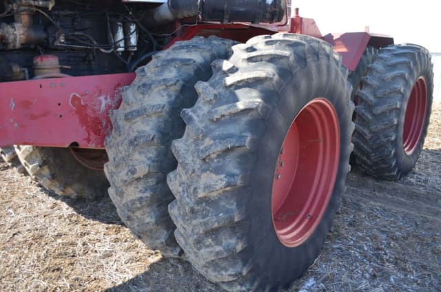Image of International Harvester 4586 equipment image 3