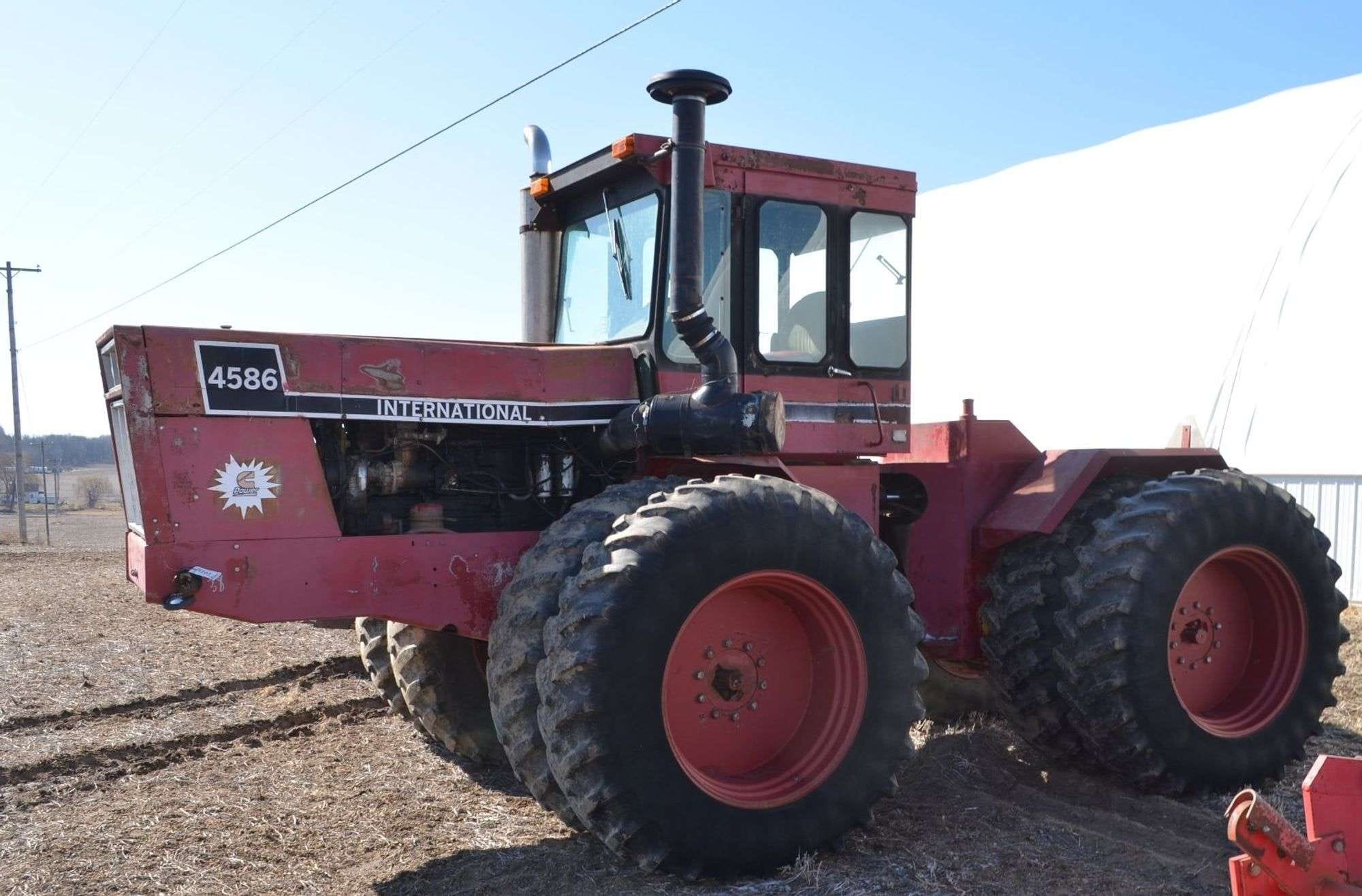 International Harvester 4586 Equipment Image0