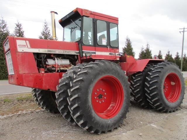 Main image International Harvester 4586