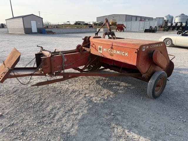 Image of International Harvester 46 equipment image 4