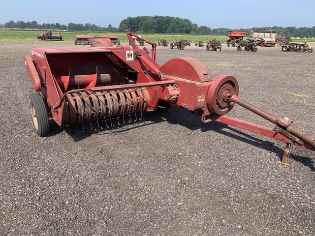 Image of International Harvester 46 equipment image 1