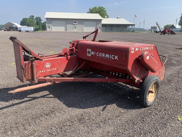 Image of International Harvester 46 equipment image 3