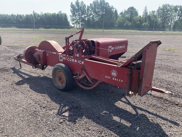 Image of International Harvester 46 equipment image 4