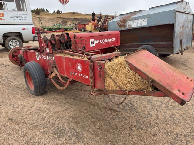 Image of International Harvester 46 equipment image 3