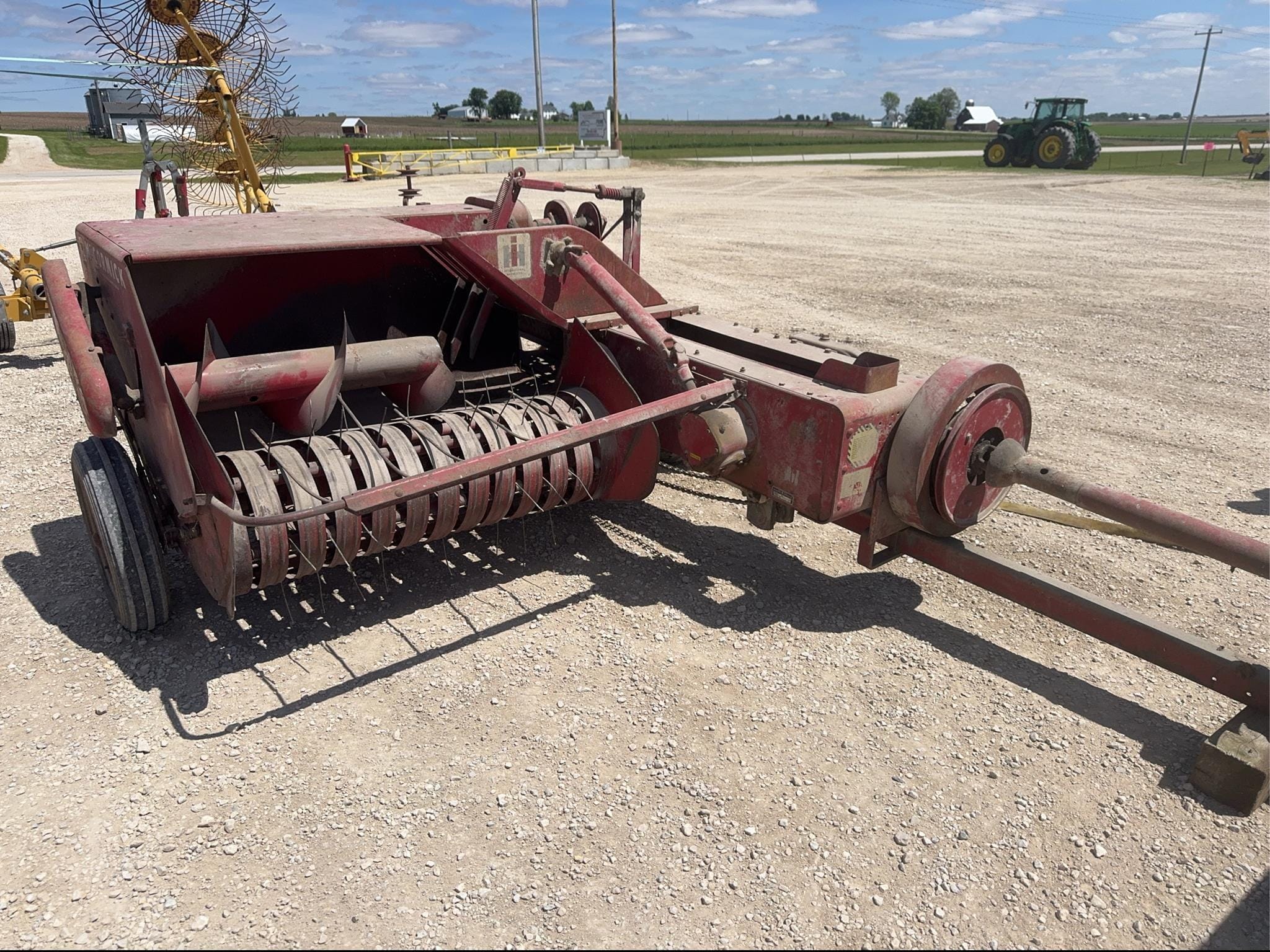 International Harvester 46 Equipment Image0