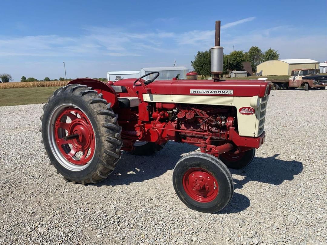 Image of International Harvester 460 Primary image