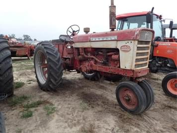 Main image Farmall 460
