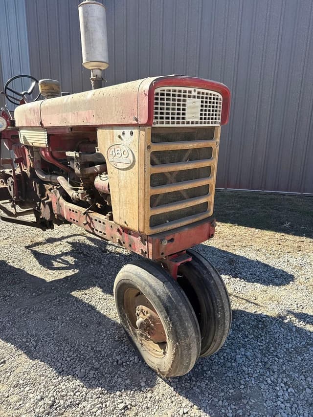 Image of International Harvester 460 equipment image 3