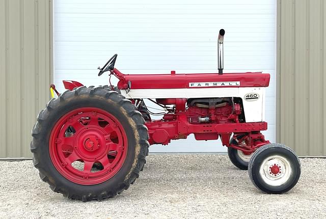 Image of International Harvester 460 equipment image 2