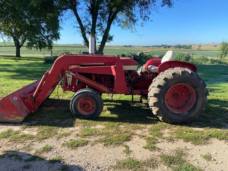 Image of International Harvester 460 Primary image