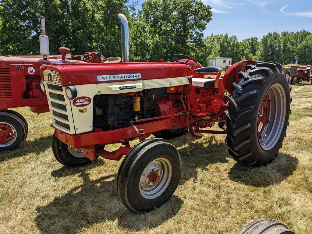 Main image International Harvester 460