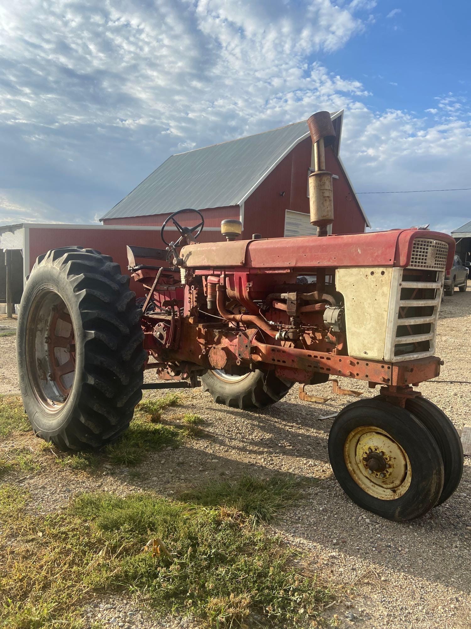 Main image International Harvester 460