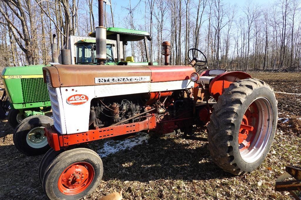 Main image International Harvester 460