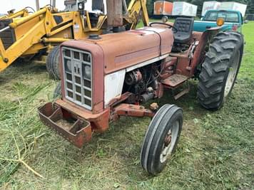Main image International Harvester 464