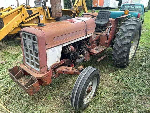 Image of International Harvester 464 equipment image 2