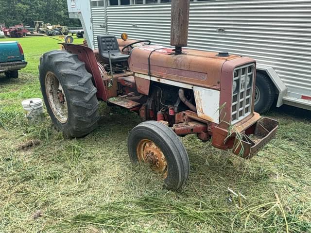 Image of International Harvester 464 equipment image 4