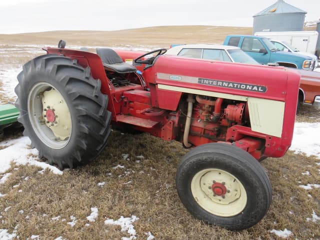 Image of International Harvester 464 equipment image 2