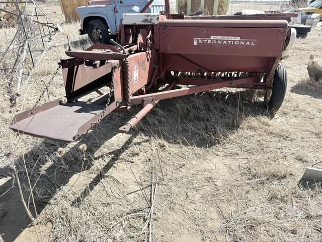 Image of International Harvester 47 equipment image 3