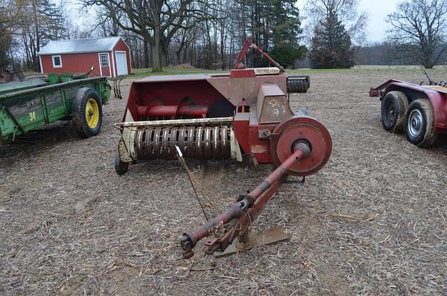 Image of International Harvester 47 equipment image 1