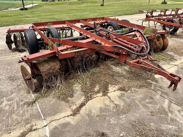 Image of International Harvester 470 equipment image 2