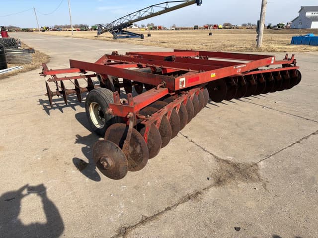 Image of International Harvester 470 equipment image 3