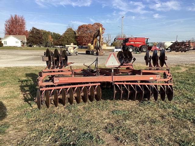 Image of International Harvester 470 equipment image 1