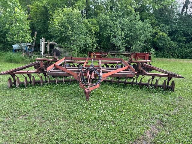 Image of International Harvester 470 equipment image 1