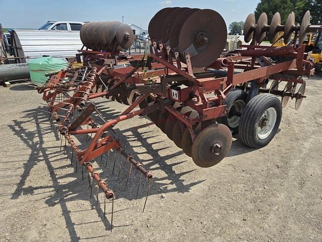 Image of International Harvester 470 equipment image 1