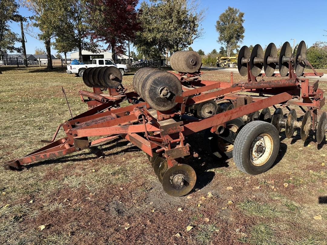 Image of International Harvester 470 Primary image