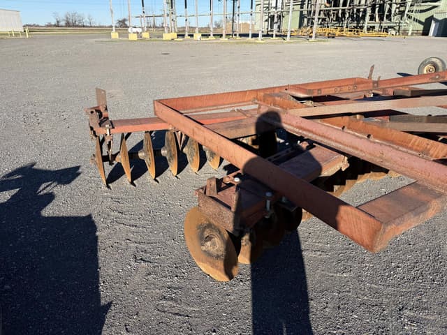 Image of International Harvester 470 equipment image 4