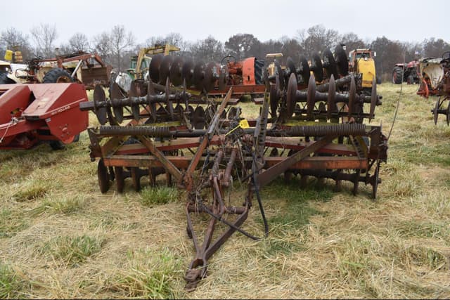 Image of International Harvester 470 equipment image 1