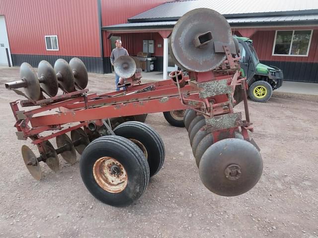 Image of International Harvester 470 equipment image 4