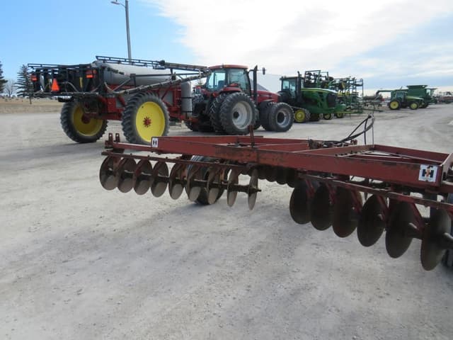 Image of International Harvester 470 equipment image 3