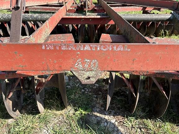 Image of International Harvester 470 equipment image 3