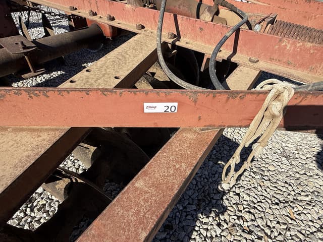 Image of International Harvester 470 equipment image 1